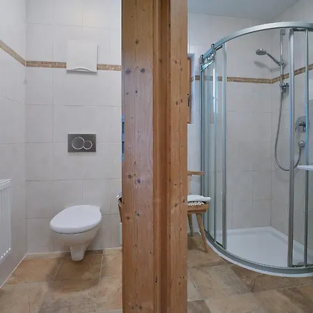 بيت للعطل Haus Antonius - Pool & Sauna Access